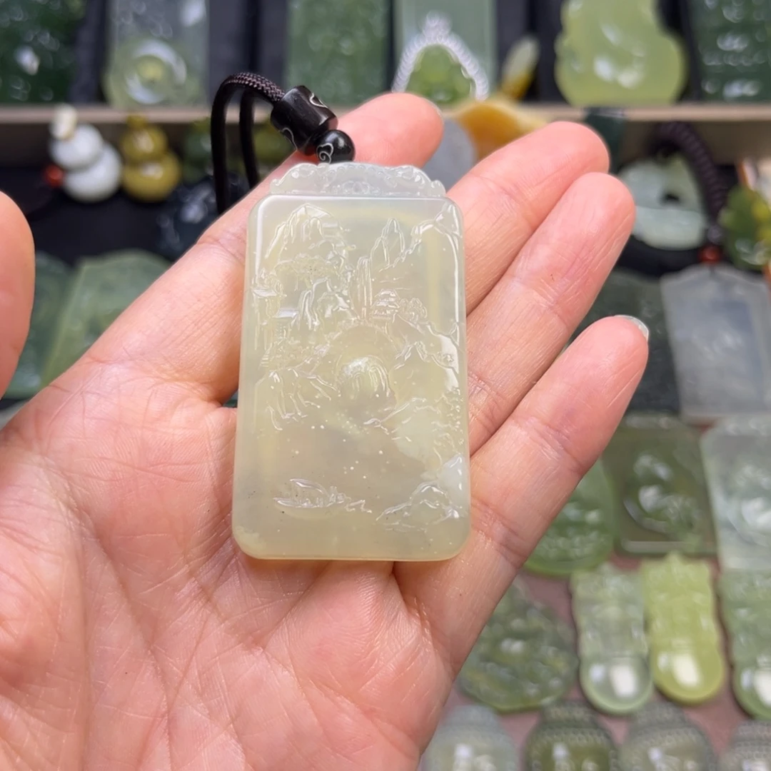 蛇纹石玉未镶嵌吊坠(赠链)