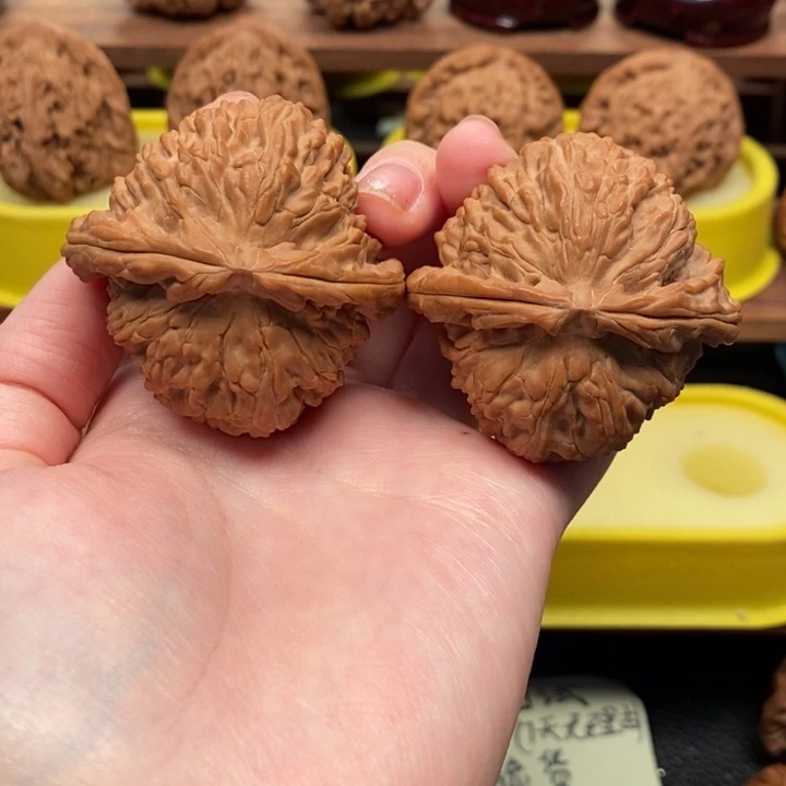 灰***太核桃手串/手链白狮全品