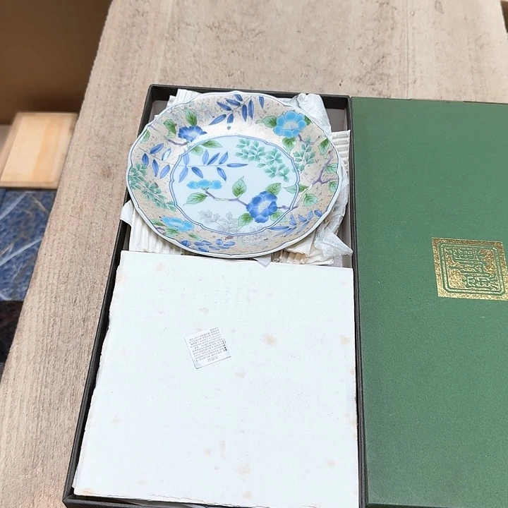 丁***姐瓷片哈哈哈哈哈哈哈哈