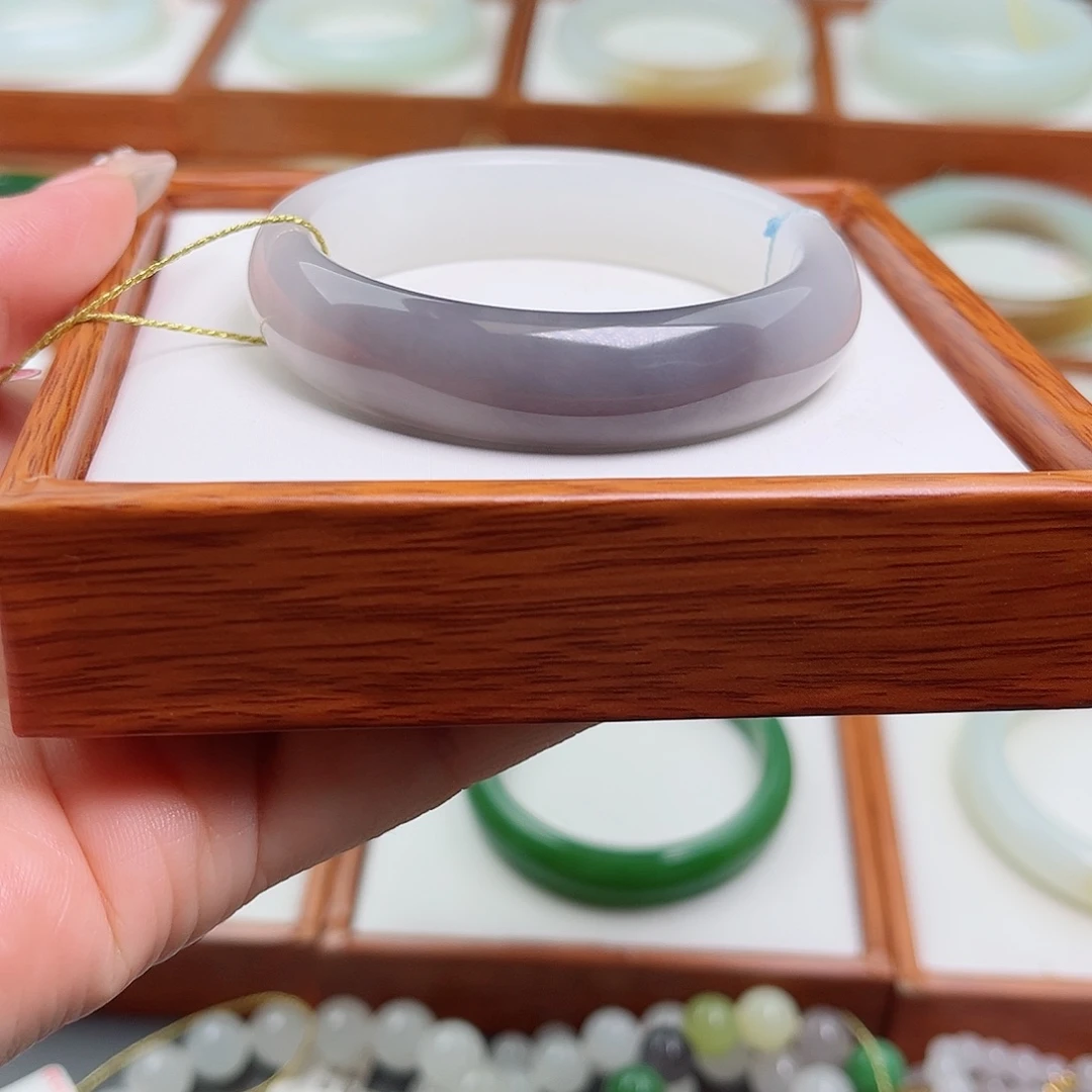 和田玉未镶嵌手镯50.5