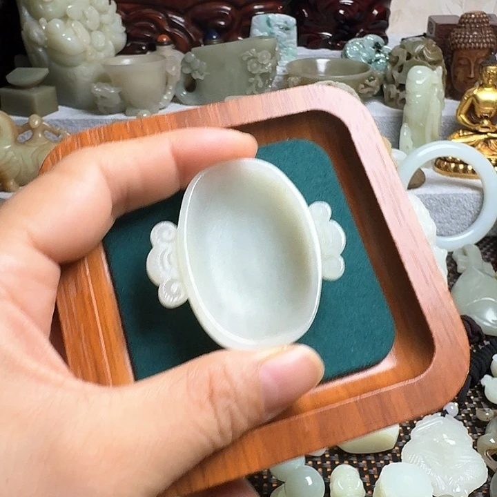 求***道瓷片新号开播瓷盘一件