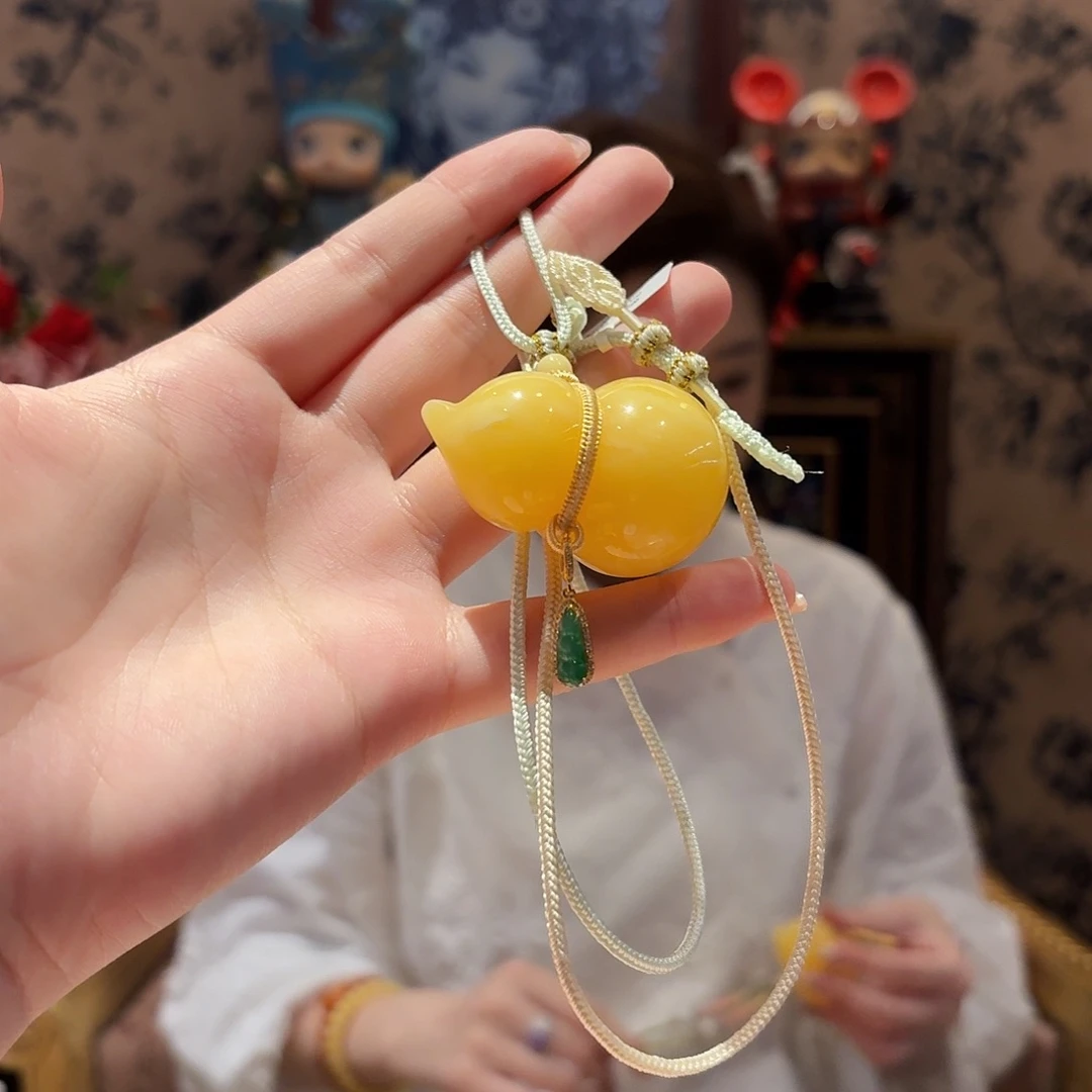 蜜蜡颈饰18K金镶嵌颈饰