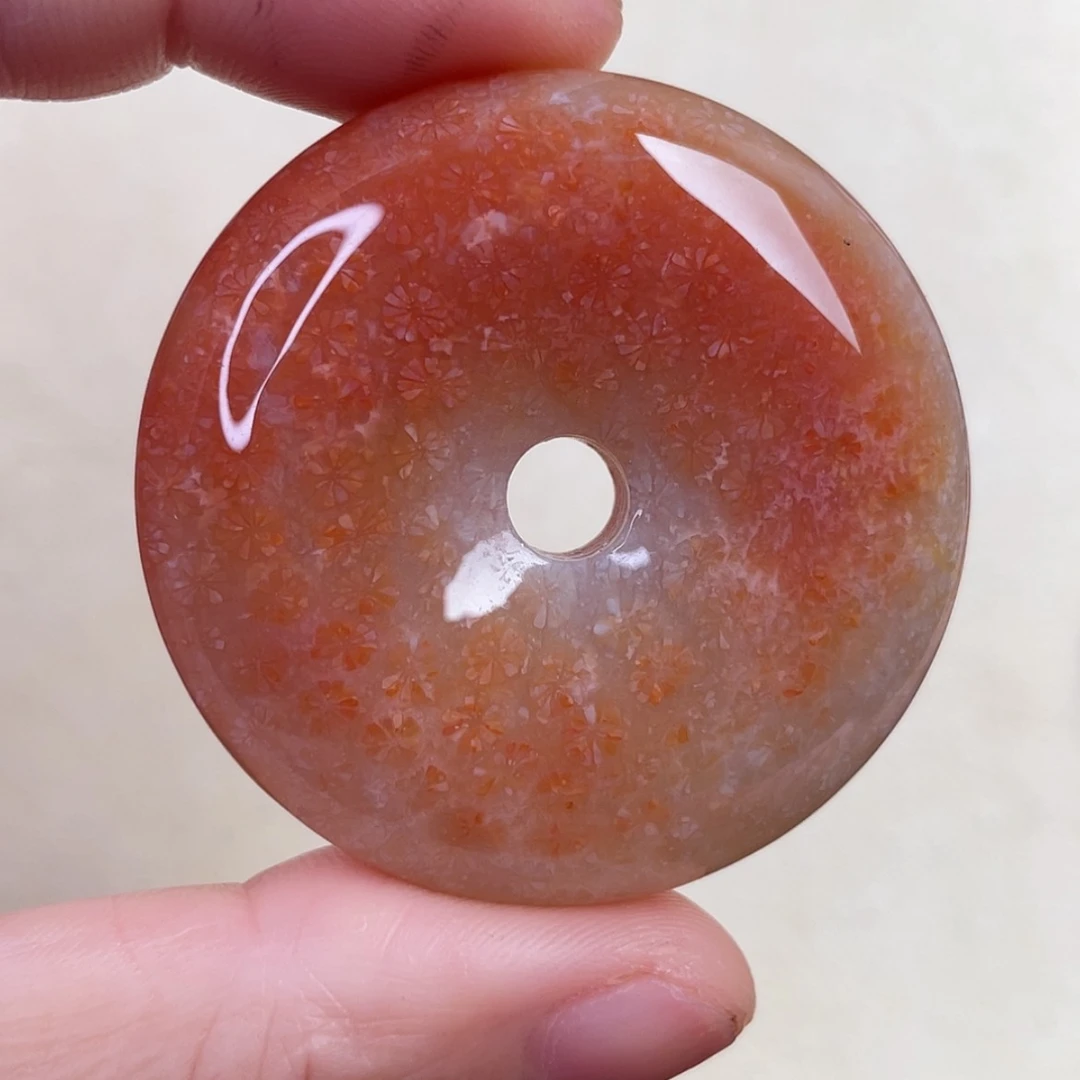 【闪购商品】硅化玉吊坠(赠链)未镶嵌