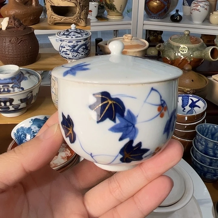 瓷片田万的盖杯不错的