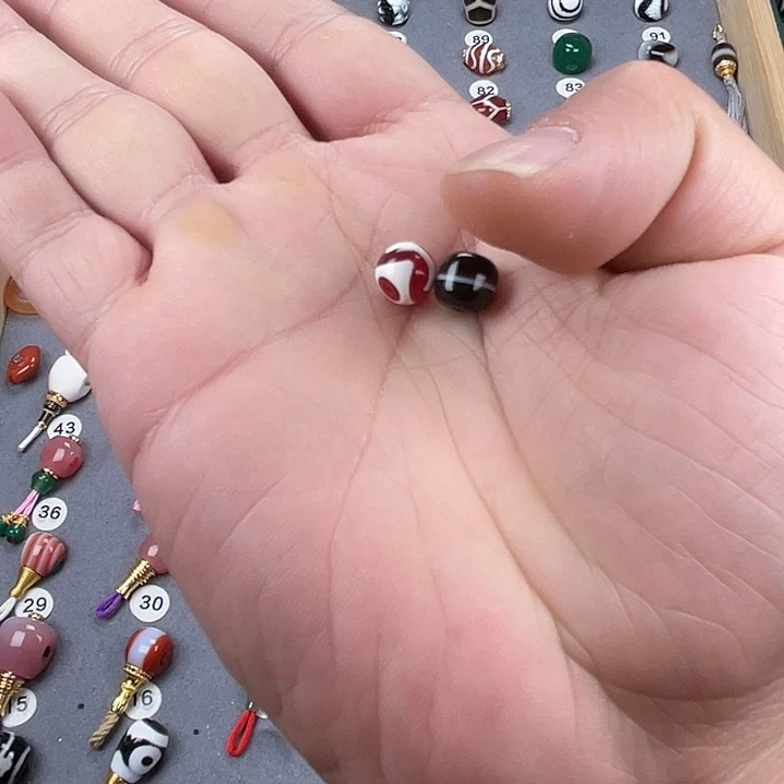 K***、玛瑙/玉髓未镶嵌饰品