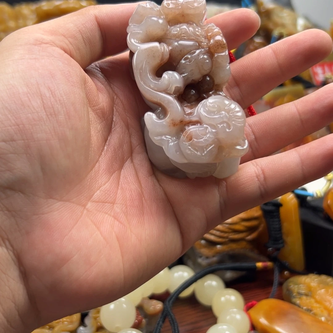 石英质玉（黄龙玉）未镶嵌黄龙玉