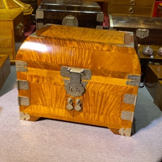 金丝楠宁****司金丝楠木小叶嫦娥奔月