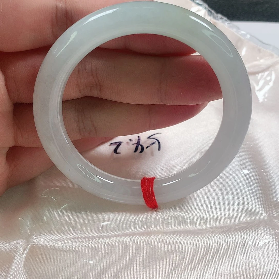 未镶嵌手镯（圆镯）翡翠380号