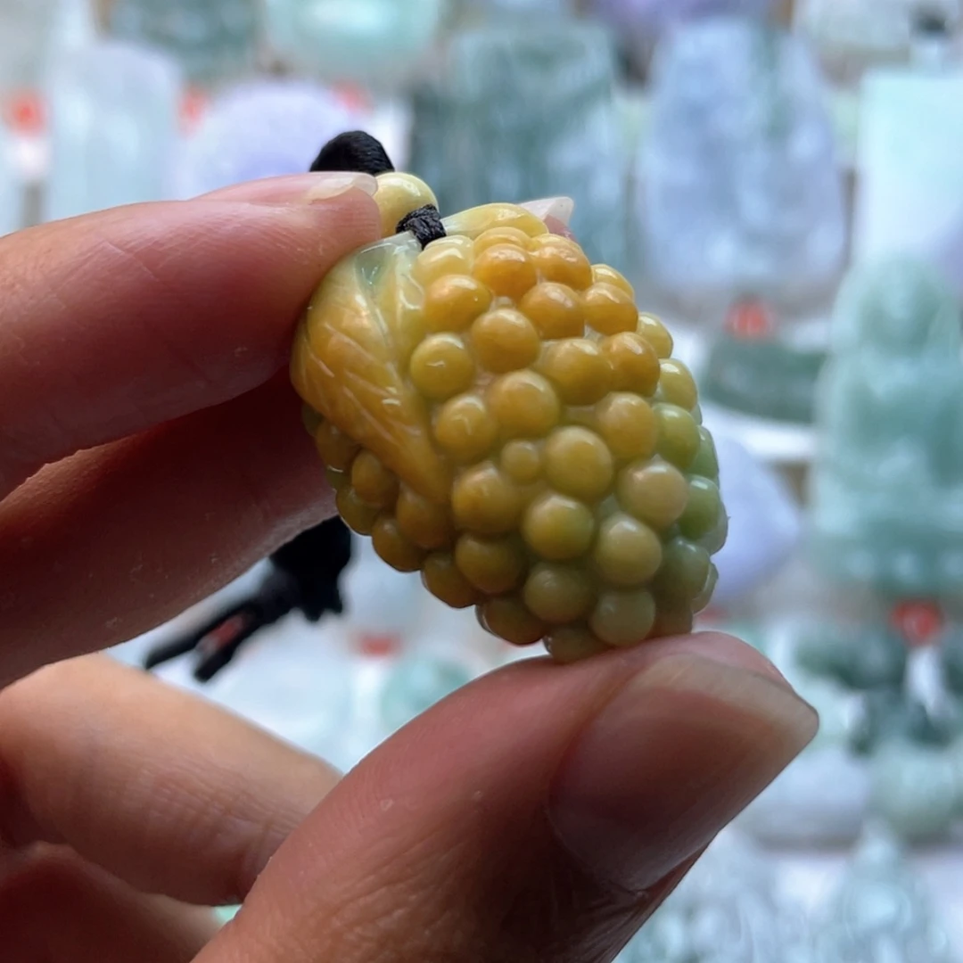 【闪购商品】颈饰未镶嵌翡翠葡萄