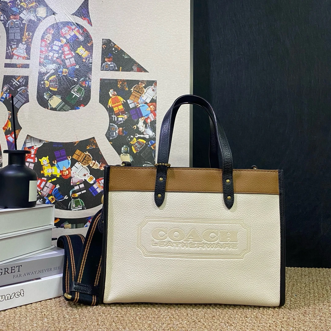 95新 COACH/蔻驰 21837斜挎包29*22