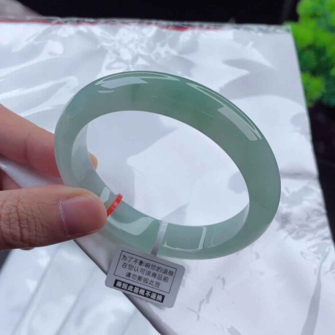 翡翠手镯未镶嵌正圈56.7