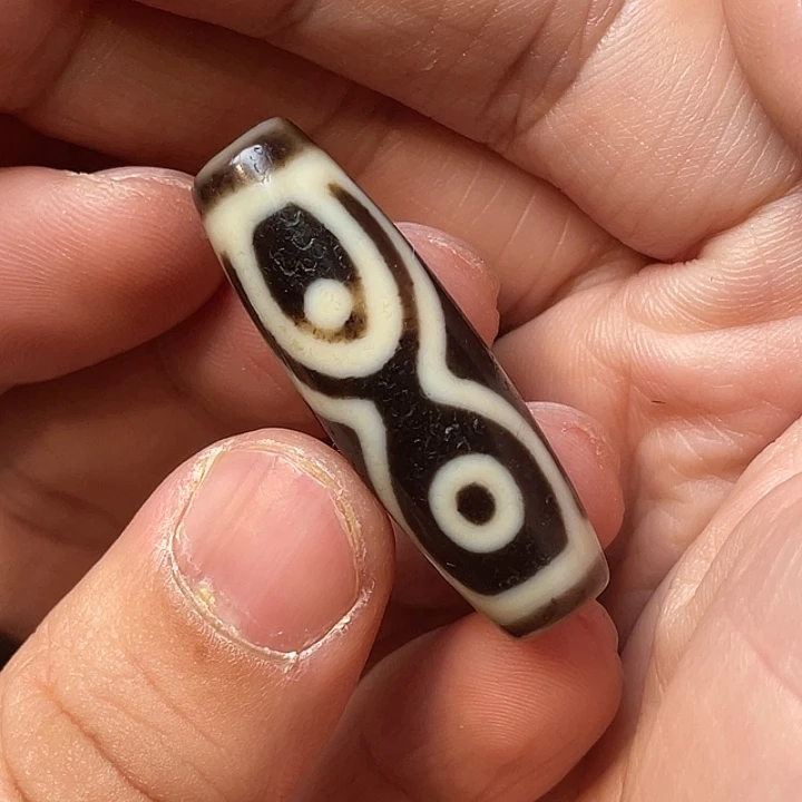 玛瑙/玉髓颈饰未镶嵌文*