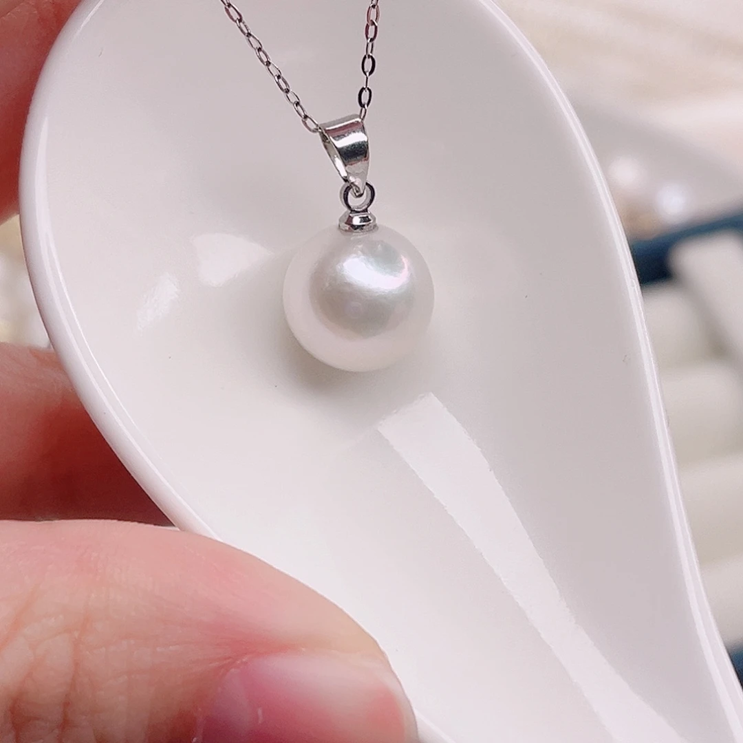 淡水珍珠吊坠(赠链)未镶嵌