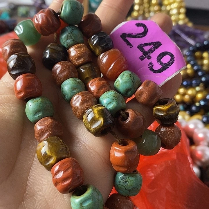 玛瑙/玉髓颈饰未镶嵌姝*