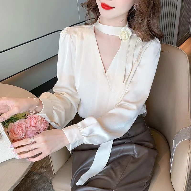 缎面玫瑰胸花飘带衬衫长袖2025春装新款职业通勤法式气质上衣