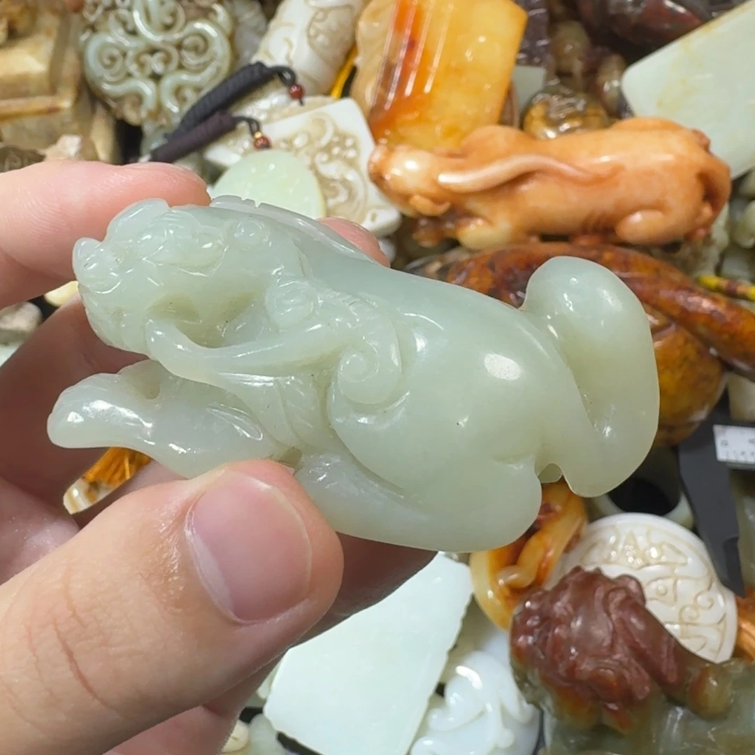 和田玉把件未镶嵌卡****店