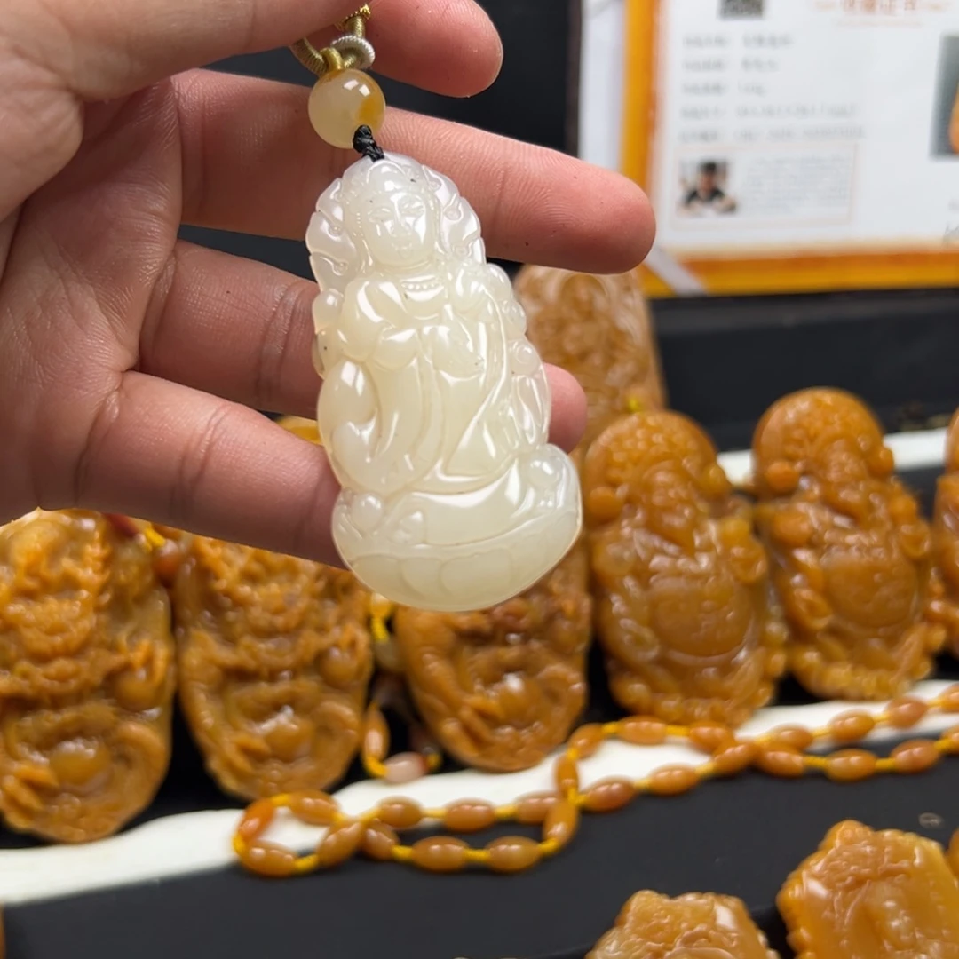石英质玉（黄龙玉）未镶嵌多样性发货，发其一