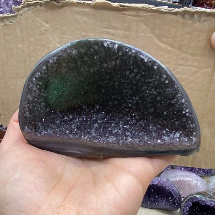 紫晶大型摆件（非配饰）未镶嵌