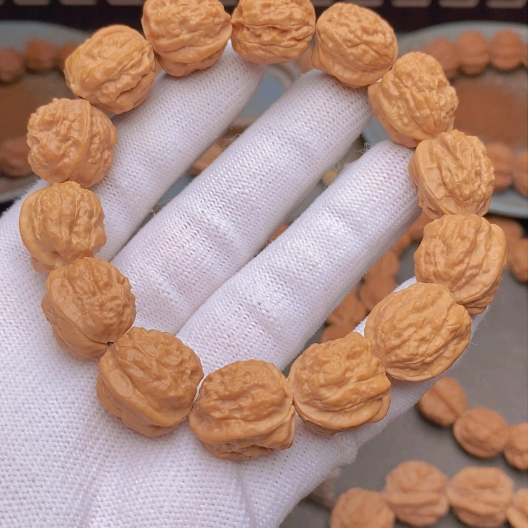 文玩核桃手串?**?蛤蟆头手串