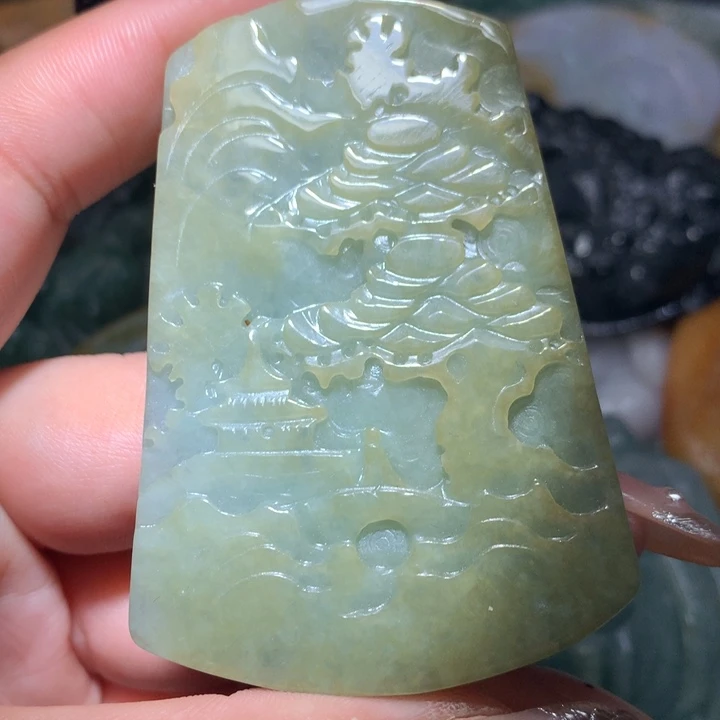 翡翠未镶嵌颈饰保真天然A货翡翠