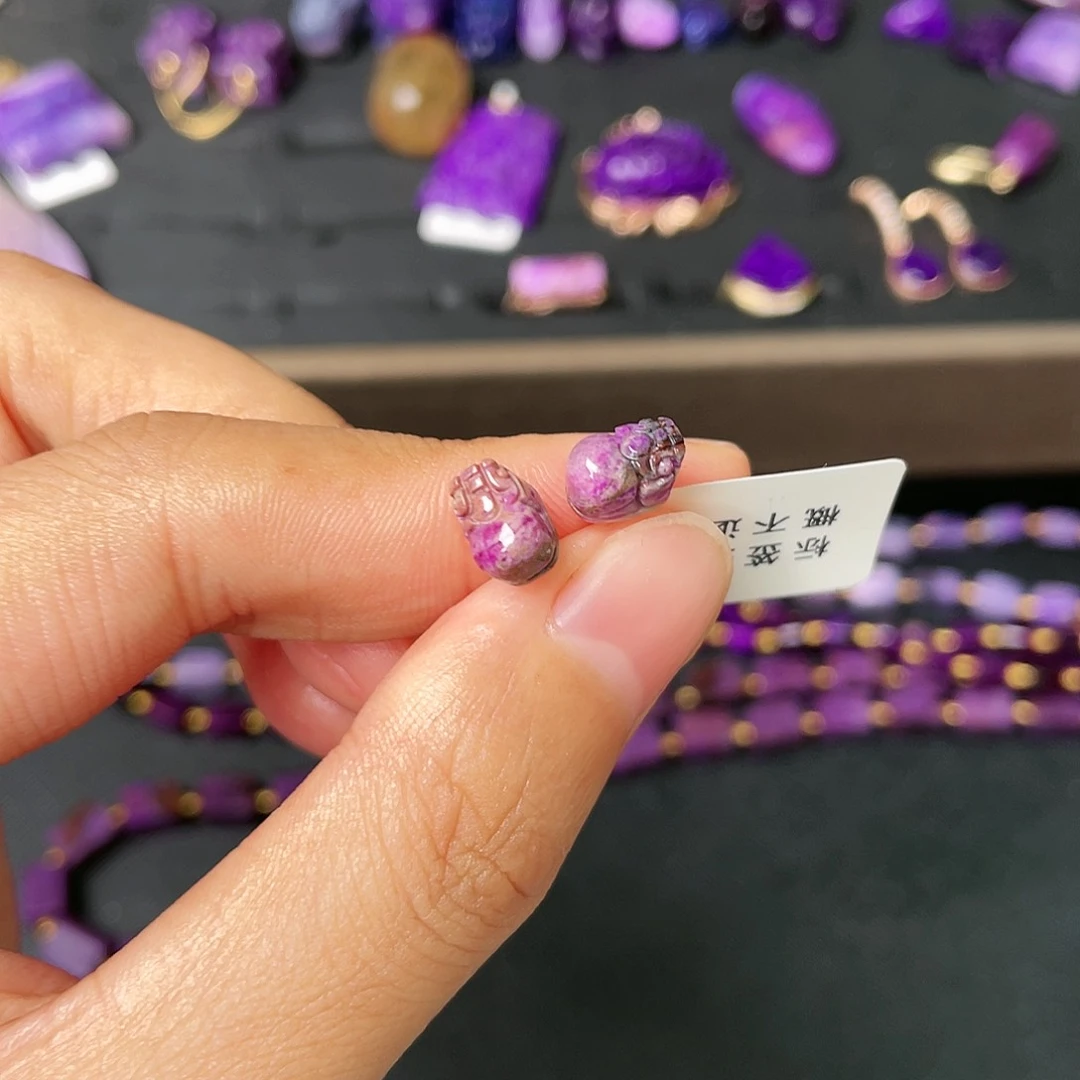 苏纪石（舒俱来）耳钉银S925镶嵌