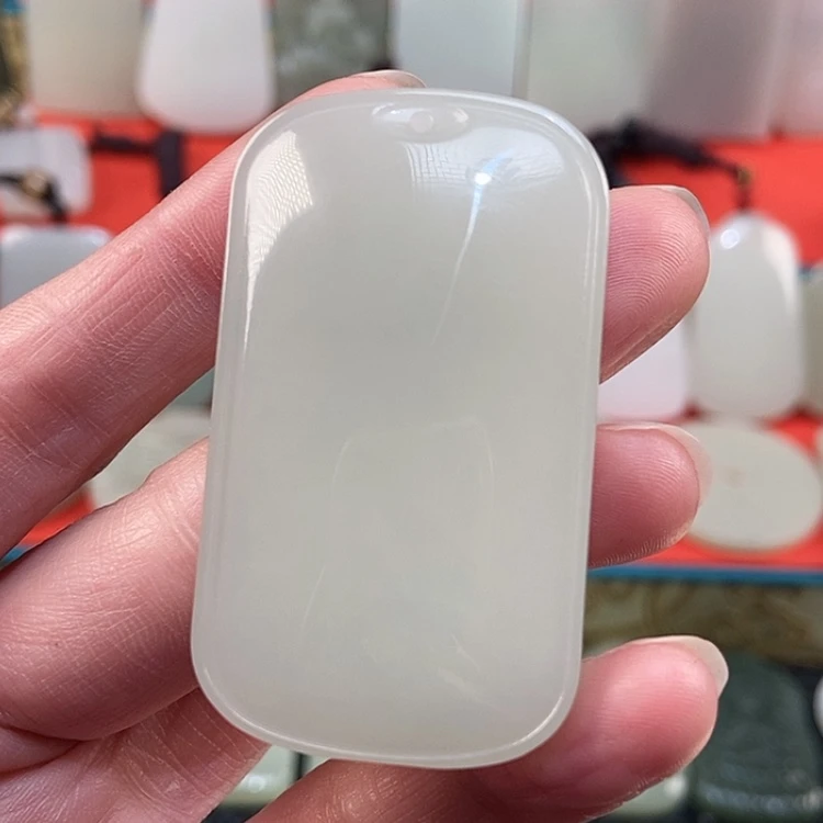 【闪购商品】颈饰未镶嵌和田玉