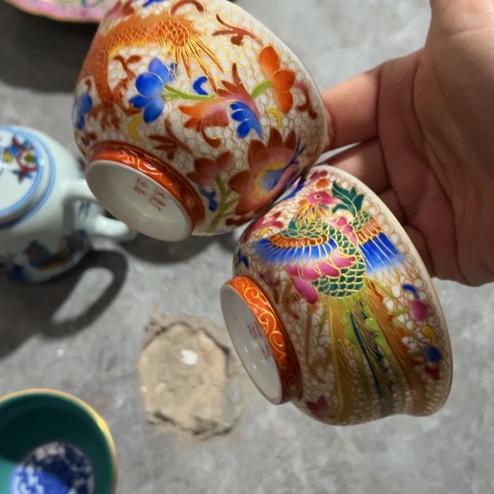 碗雨手绘的龙凤对杯