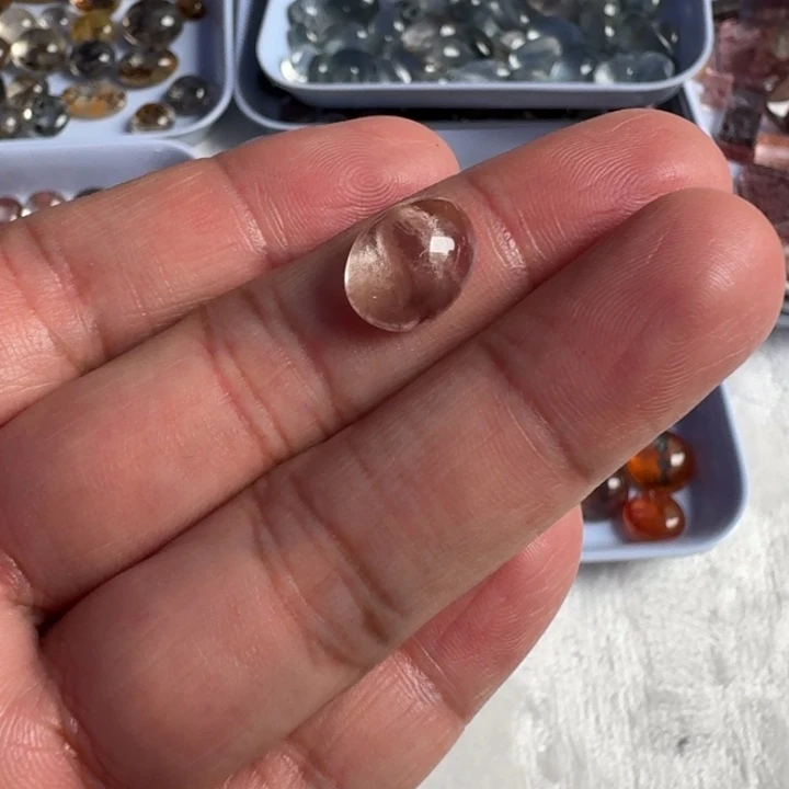 颈饰未镶嵌水晶吊坠