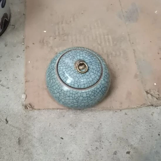 瓷片玩玩具枪毙吧热热的