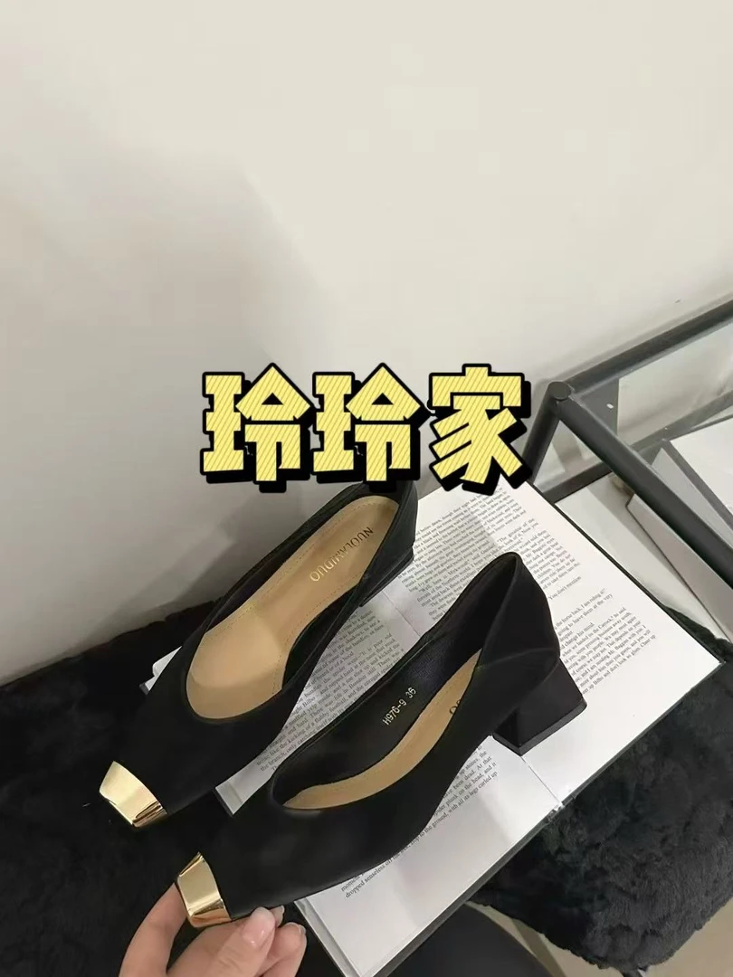 玲玲家方跟女鞋黑色跟鞋
