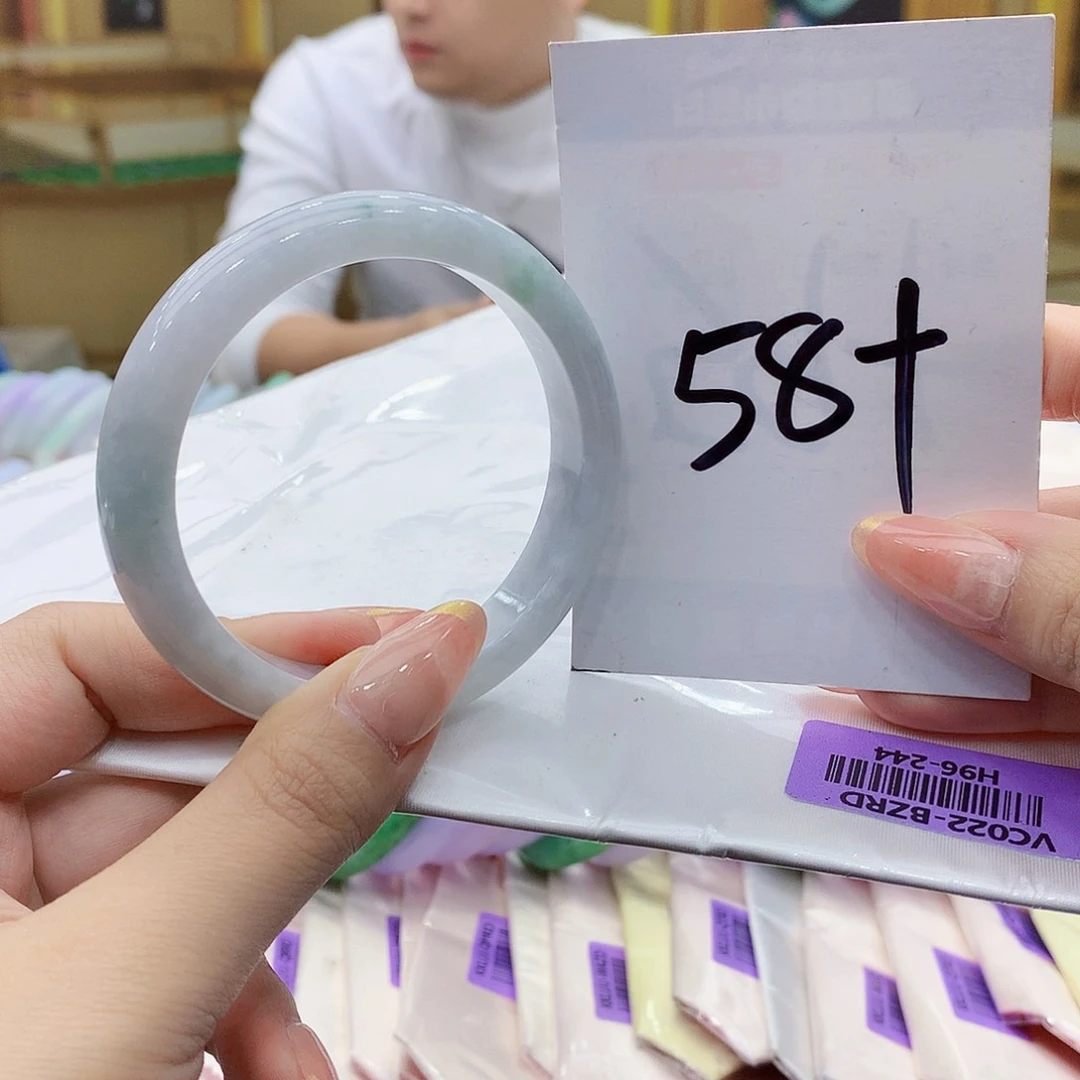 未镶嵌手镯翡翠00……