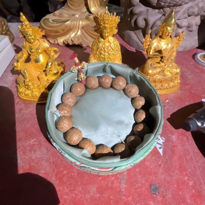 滴血莲花菩提手串出****仔