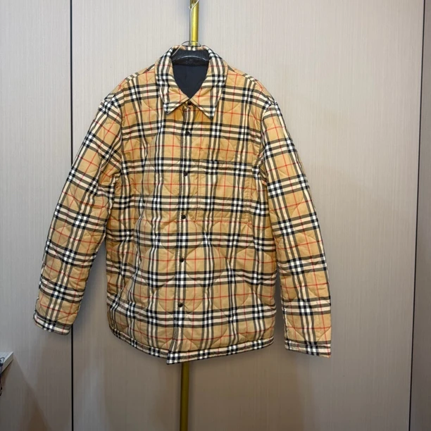 99新 BURBERRY/博柏利 双面穿棉服/尺码M/E0412