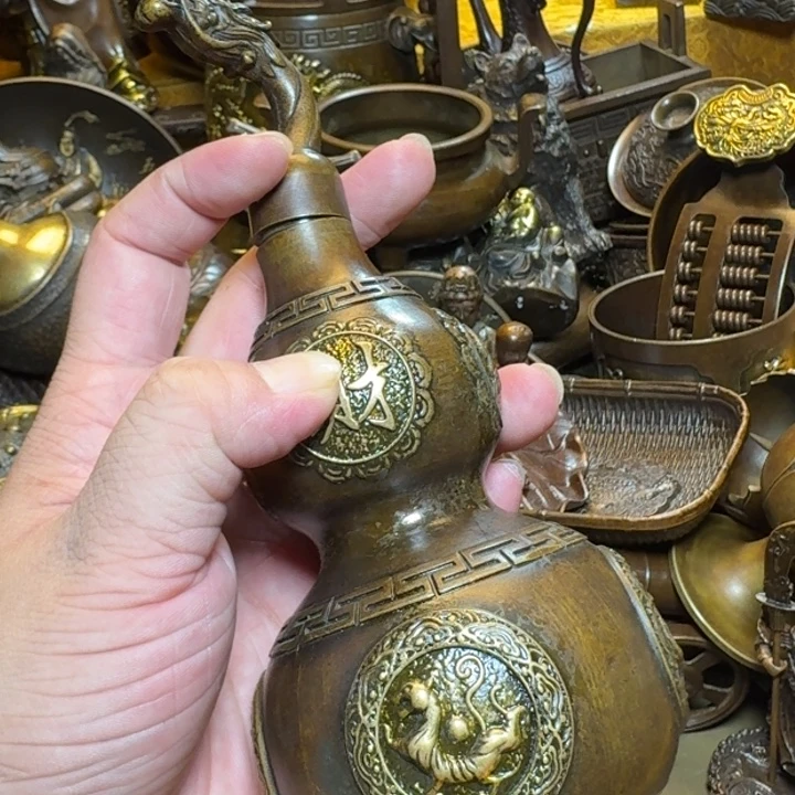 铜器摆件收收藏藏