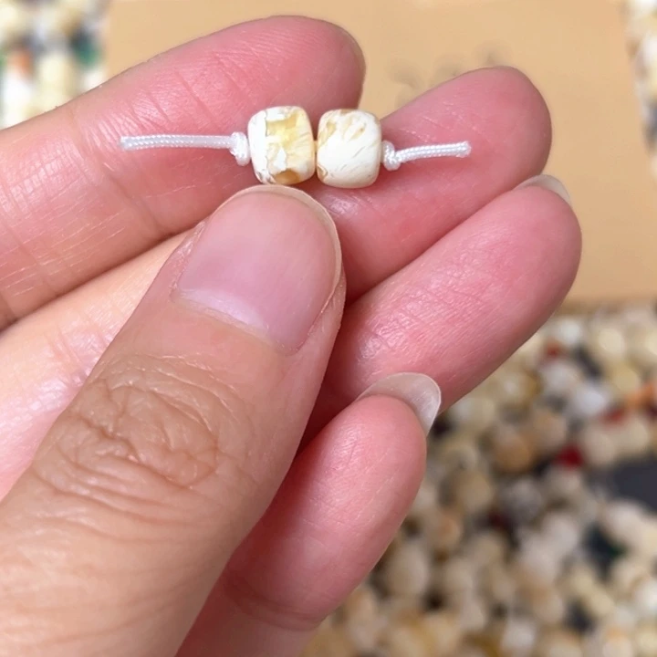 裸石蜜蜡未镶嵌6.5mm一对