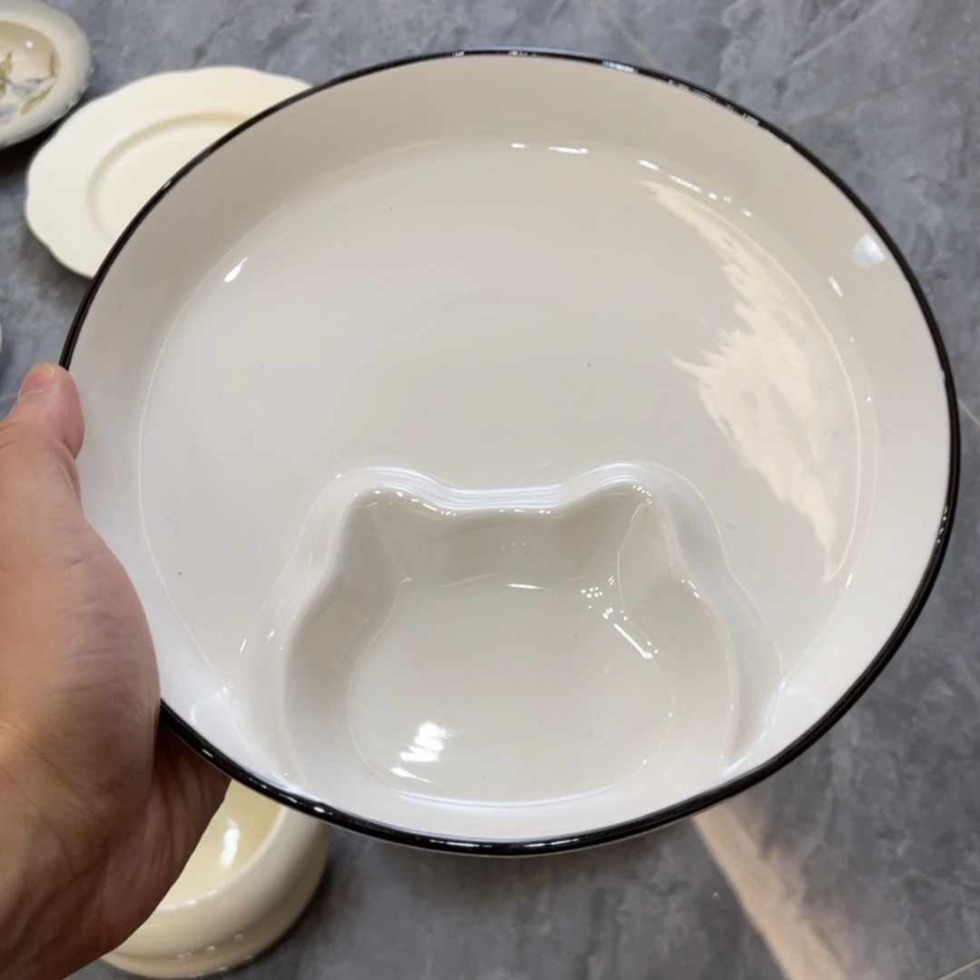陶瓷微瑕餐具介意勿拍，满18飞！
