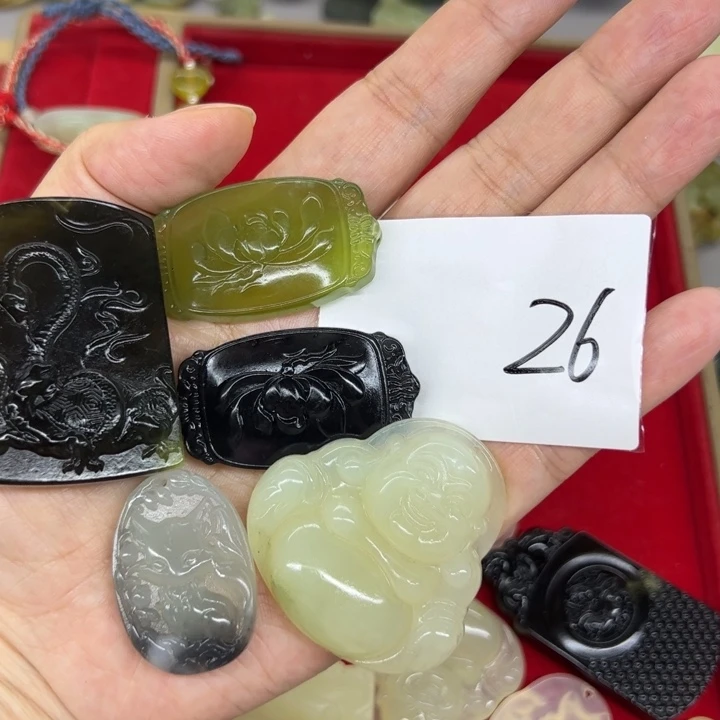 岫玉吊坠(不含链)未镶嵌道****堂