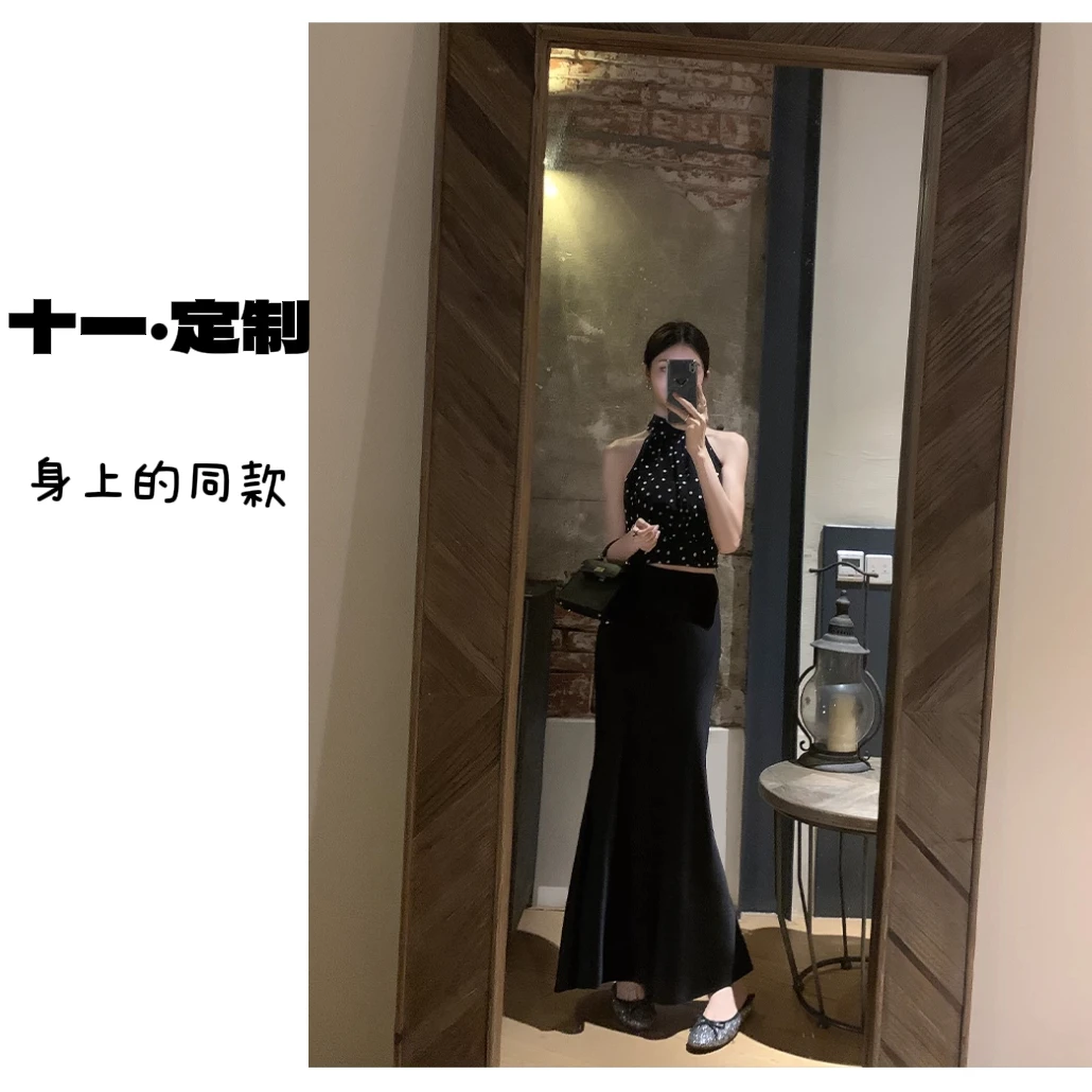 十一同款黑色半身裙