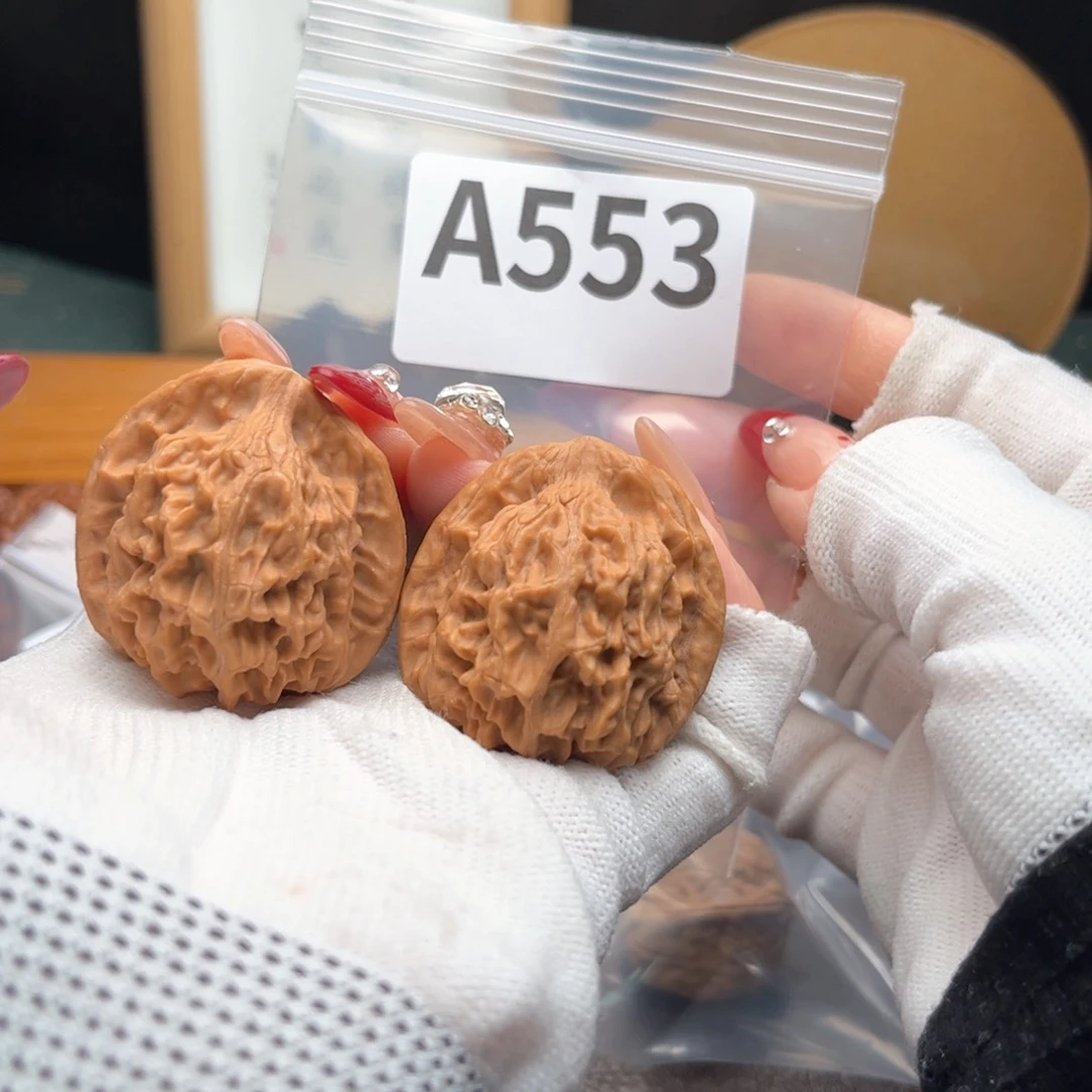 文玩核桃把件38天地a 553