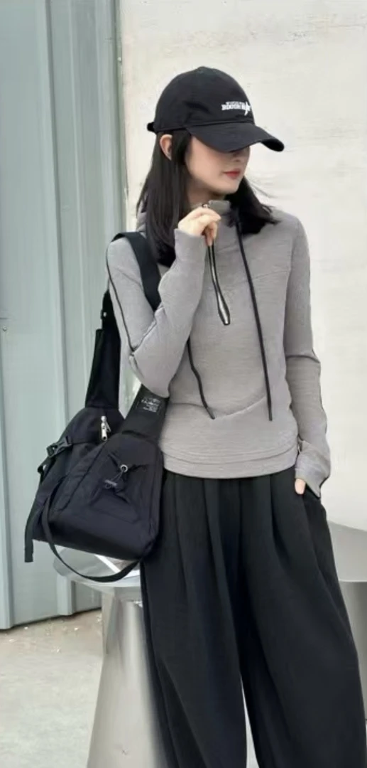 加绒磨毛半拉链修身帽衫