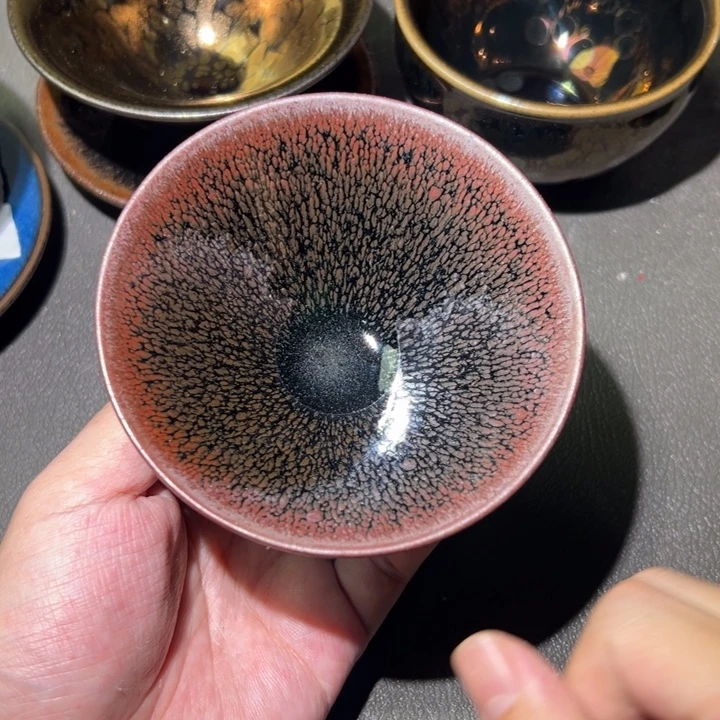 茶盏这个人就是他本人吗