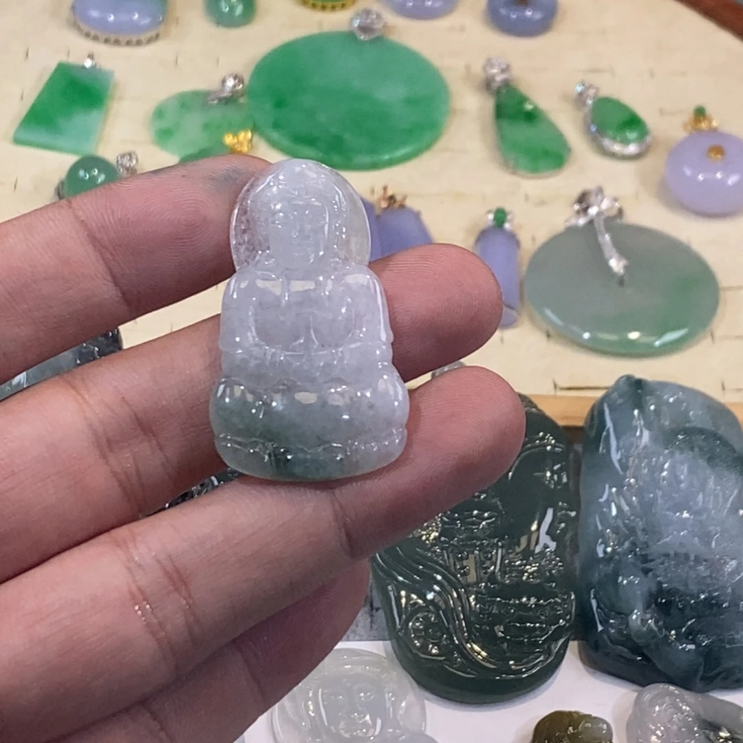 翡翠未镶嵌吊坠(不含链)观音