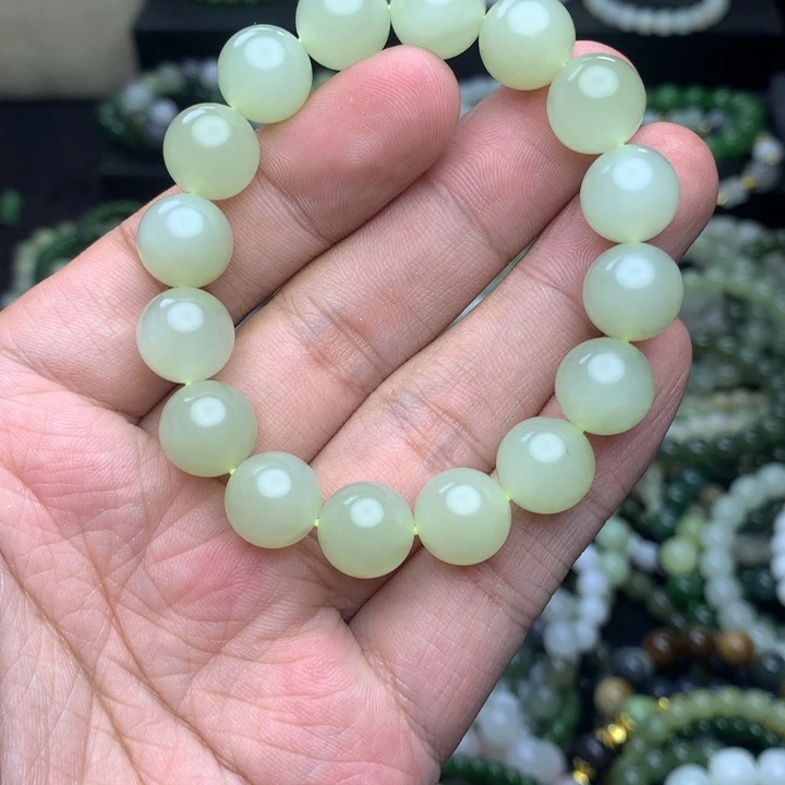 和田玉未镶嵌手串