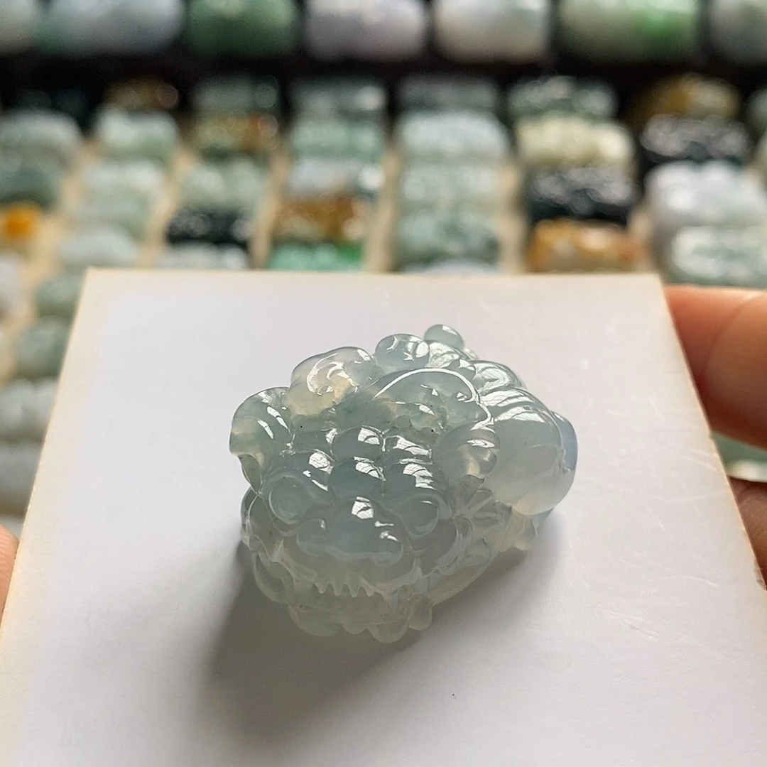 翡翠未镶嵌颈饰天然翡翠貔貅吊坠