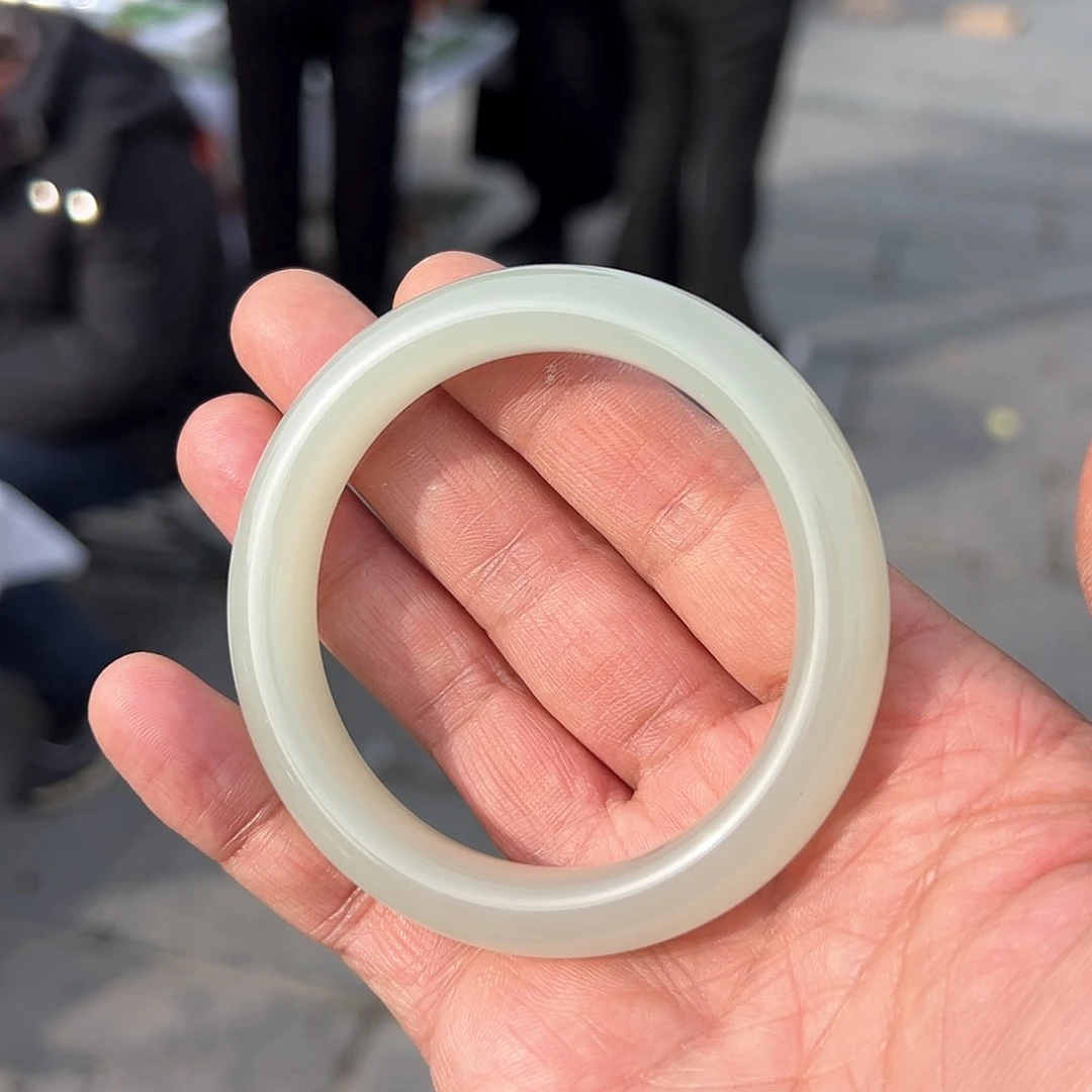 和田玉毕业级无暇稀缺特色精品高货大漏手镯未镶嵌