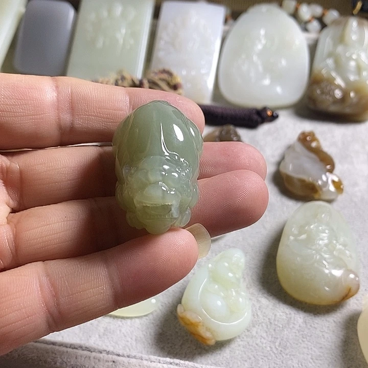 手链未镶嵌和田玉（糖玉）