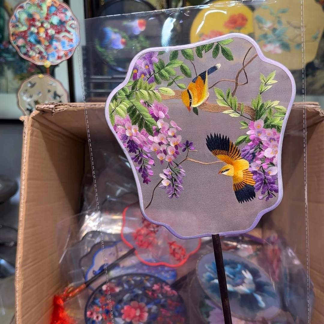 刺绣刺绣工艺精湛