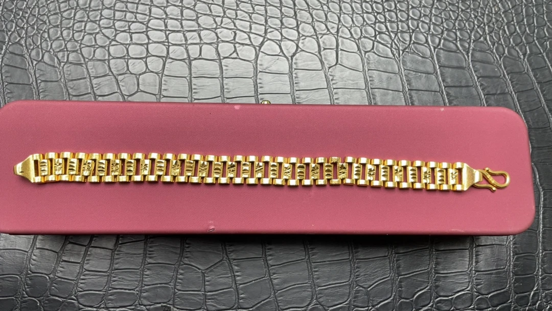 【高定轻奢】收藏级轻奢时尚设计手链js023