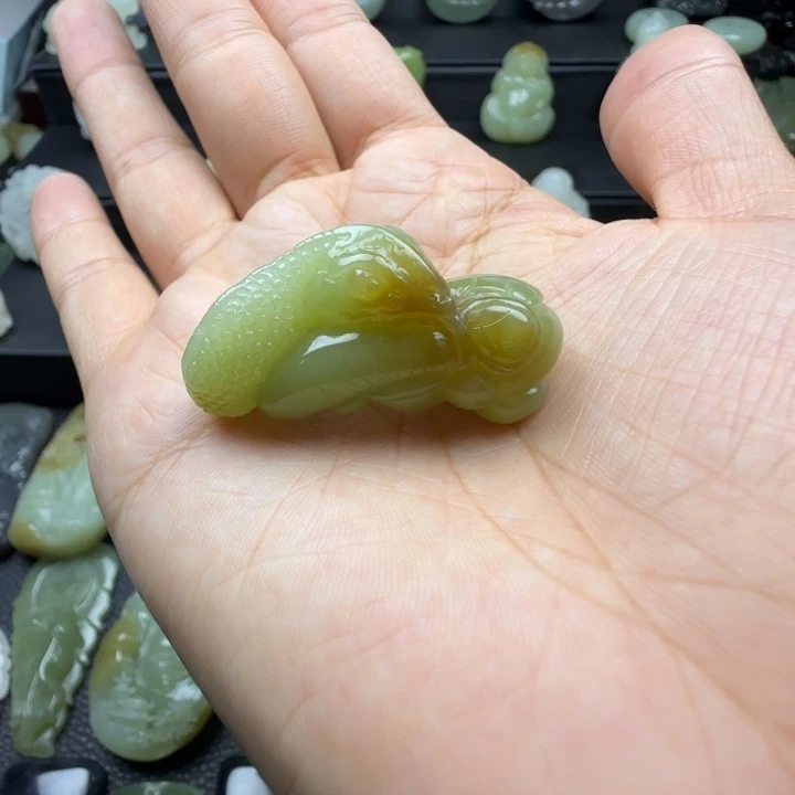 和田玉未镶嵌珠宝奇石