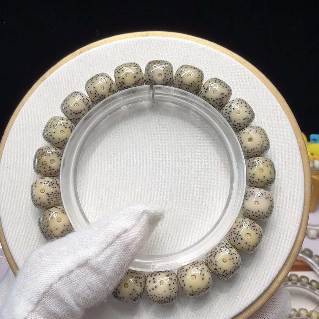 星月菩提吊坠星点货